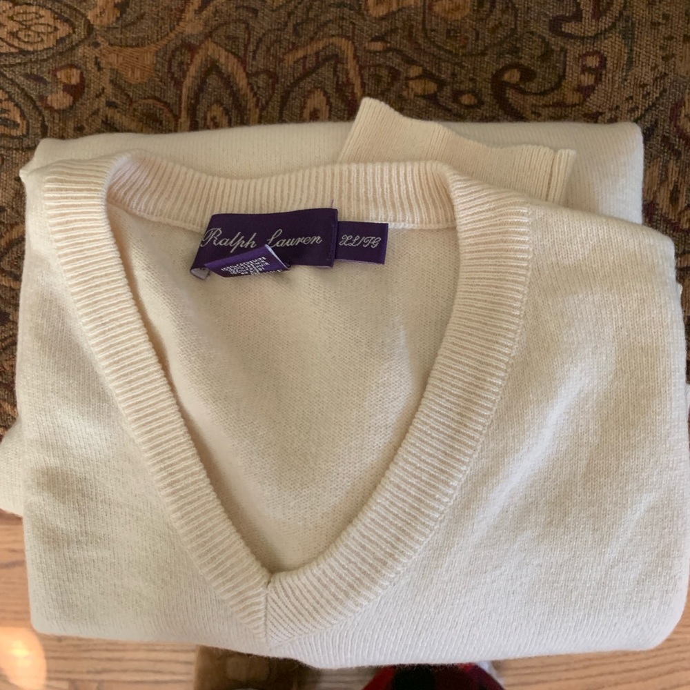 Men’s cashmere sweater